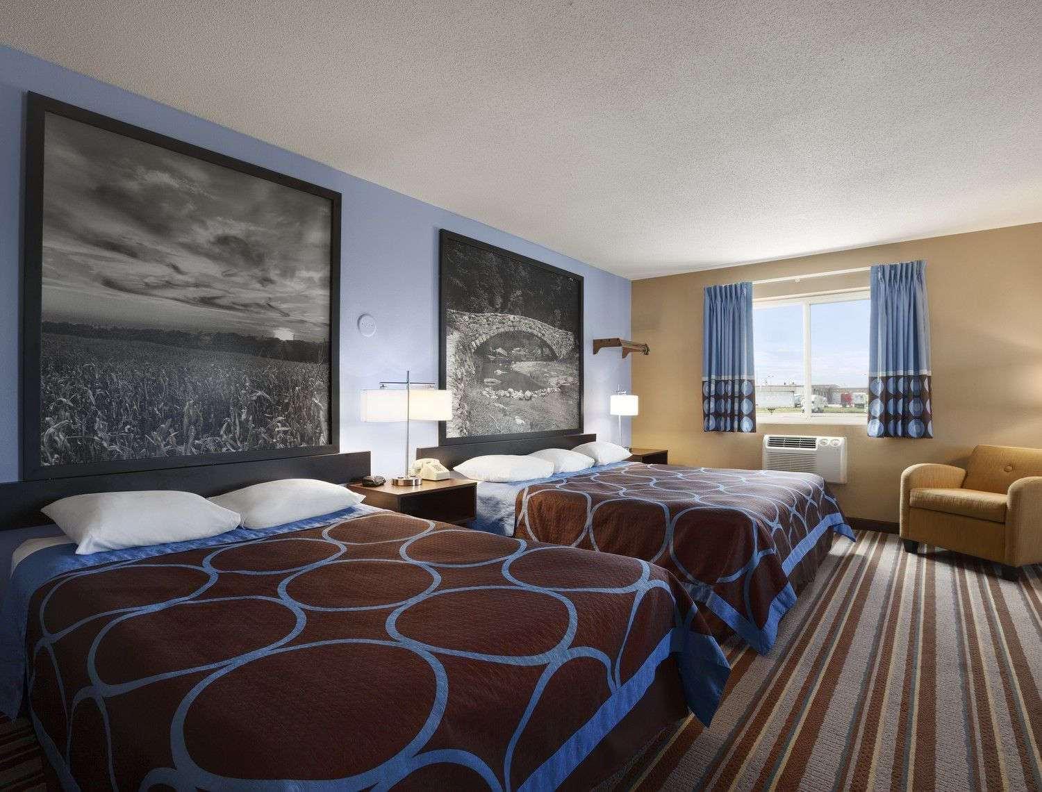 Super 8 By Wyndham Council Bluffs Ia Omaha Ne Area Motel Ngoại thất bức ảnh