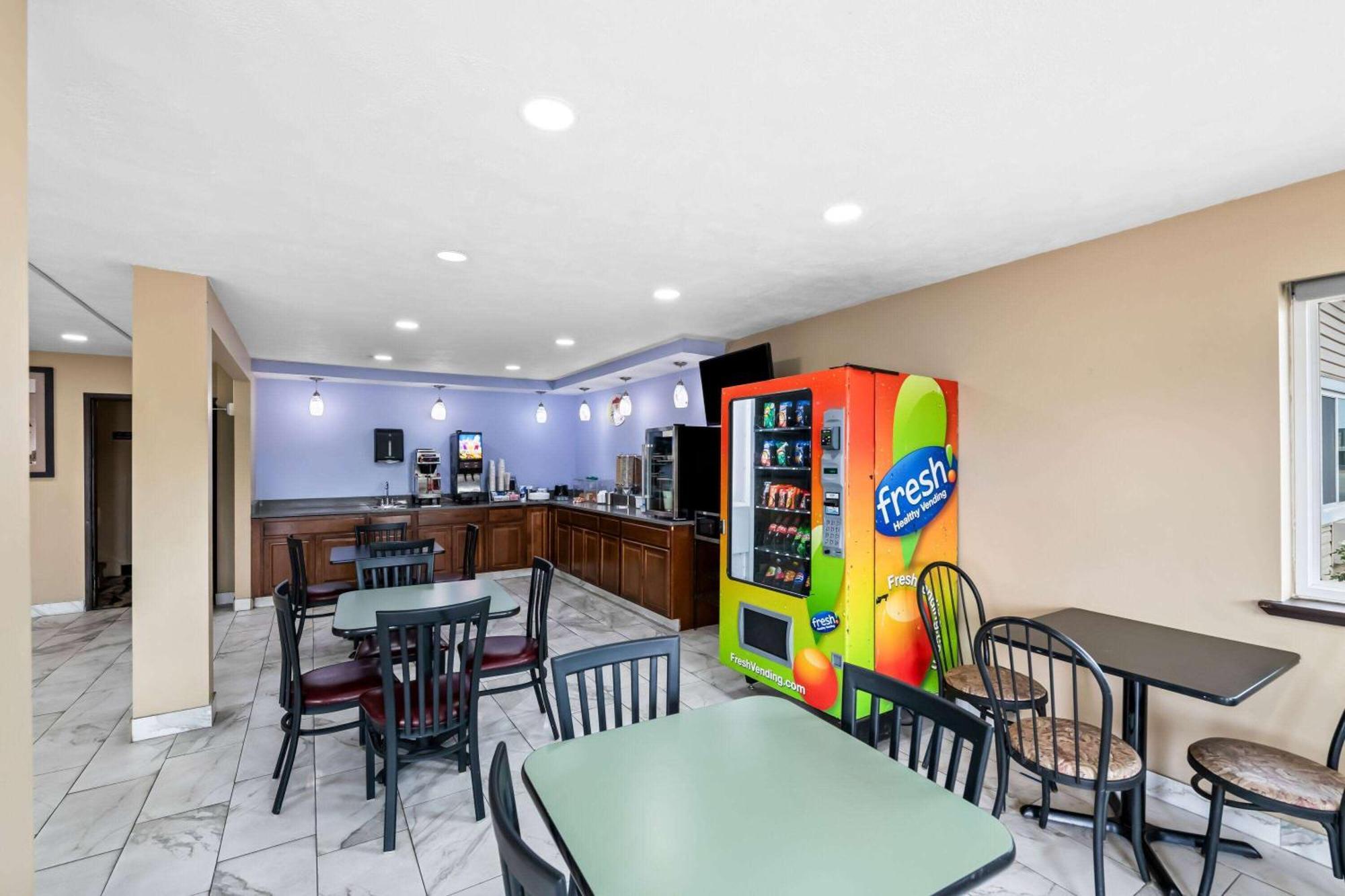 Super 8 By Wyndham Council Bluffs Ia Omaha Ne Area Motel Ngoại thất bức ảnh