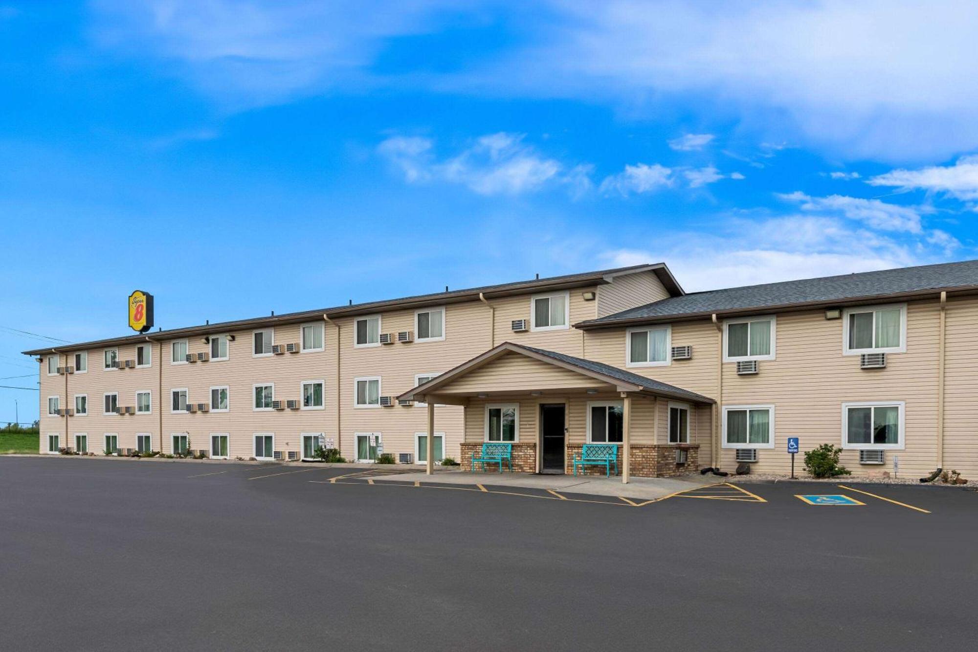 Super 8 By Wyndham Council Bluffs Ia Omaha Ne Area Motel Ngoại thất bức ảnh